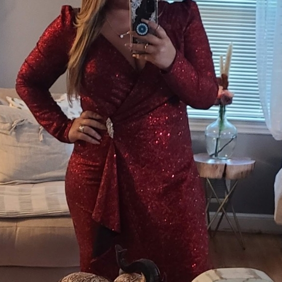 Red Evening Dress - Picture 9 of 9